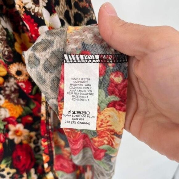 NWOT Heimish U.S.A. Animal Print Floral Design Shift Dress Black‎ Red Size 3XL - Picture 4 of 8